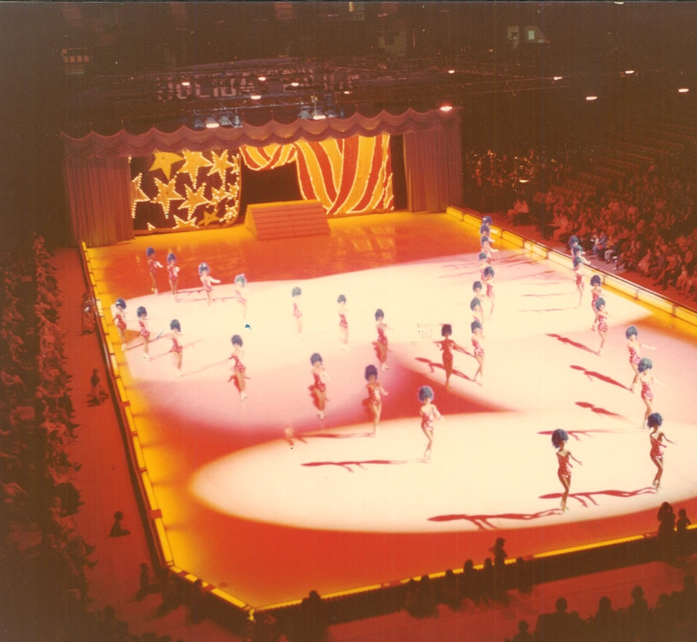 Holiday On Ice Returns